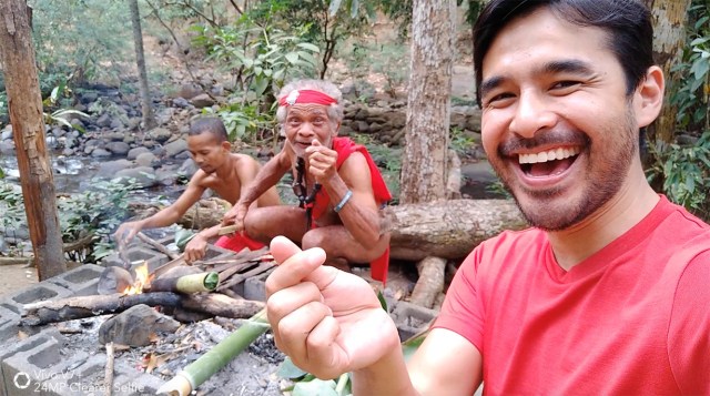 Atom Araullo Vivo (1)