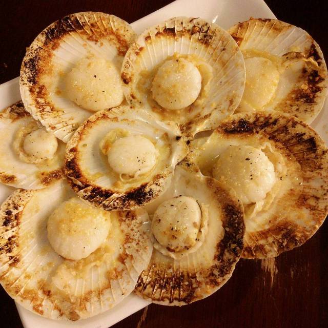 Ocho Seafood and Grill