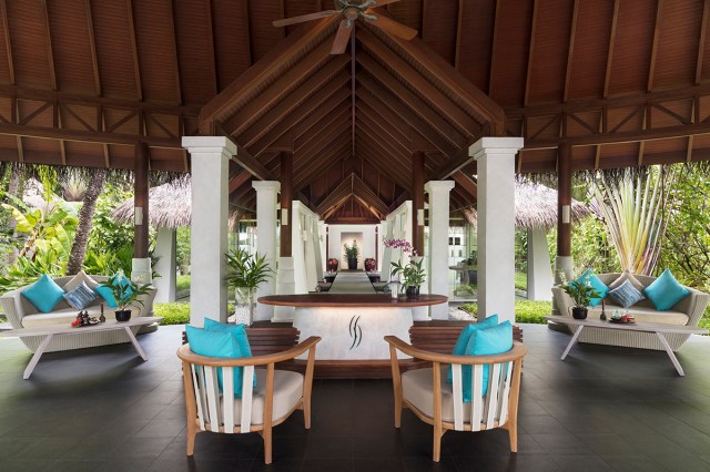 Anantara_Veli_Balance_Wellness_Entrance