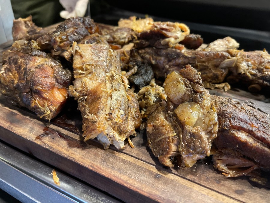 IN PHOTOS Racks and Tenya’s Christmas Carnaval in Glorietta HYPE MANIA